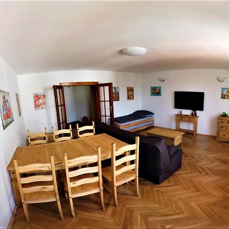 Český Krumlov Apartment Galerie Marie מראה חיצוני תמונה